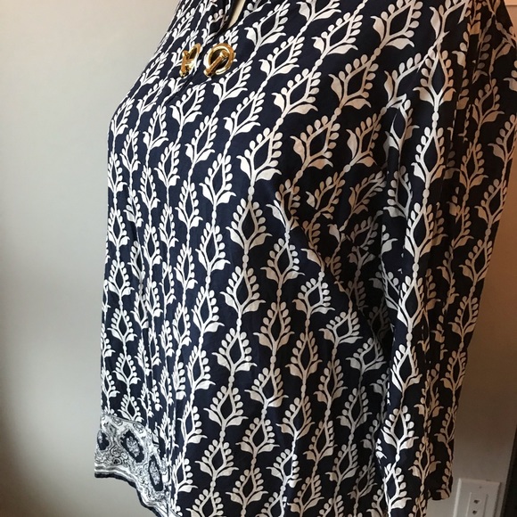 True Nautical Breeze - Picture 2 of 4